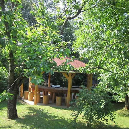 Toth Vendeghaz Pensionat 3*